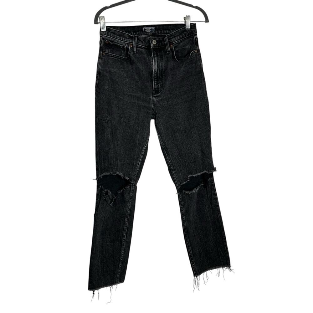 Abercrombie‎ & Fitch Black Ultra High Rise Mom Jean Distressed Size 28/6